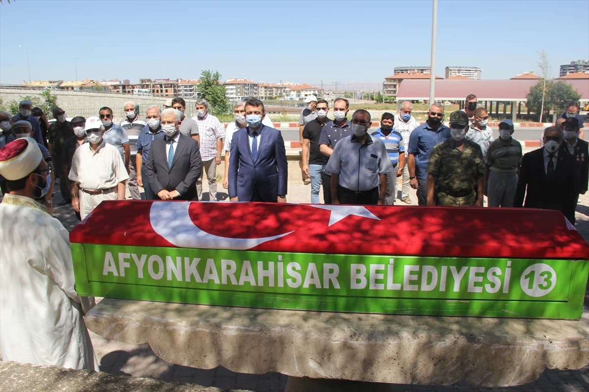 Kore gazisi son yolculuğuna uğurlandı