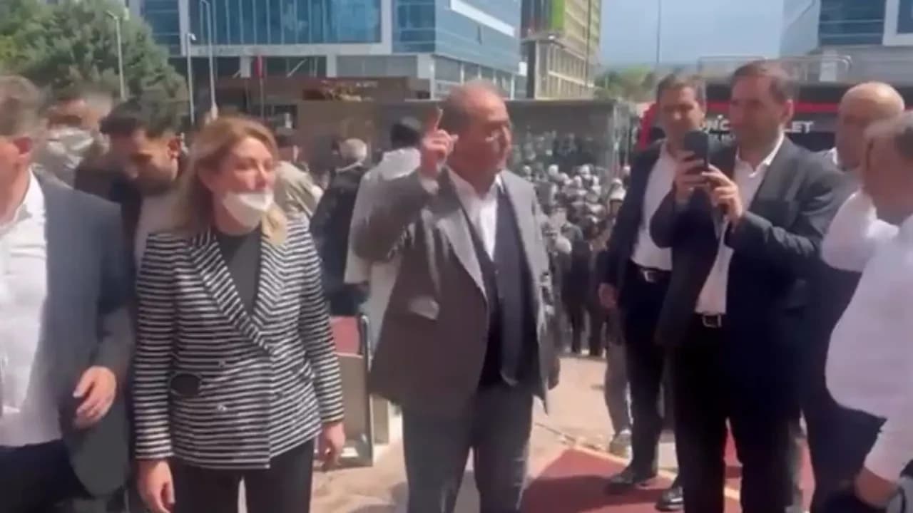 Tezcan’dan Genel Merkezdeki Müdahaleye Sert Tepki