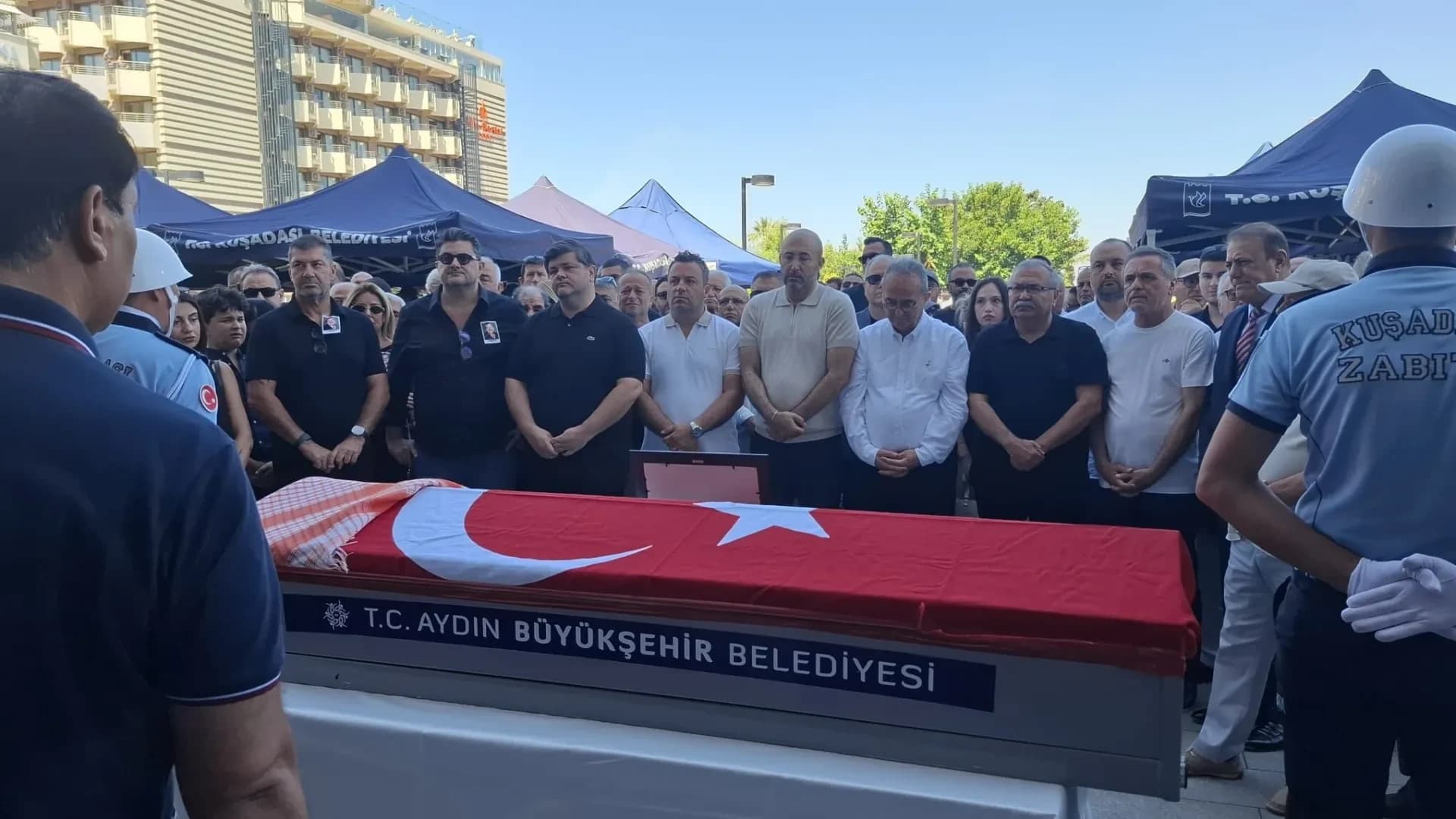 Kuşadası Eski Belediye Başkanı Engin Berberoğlu’na Son Veda