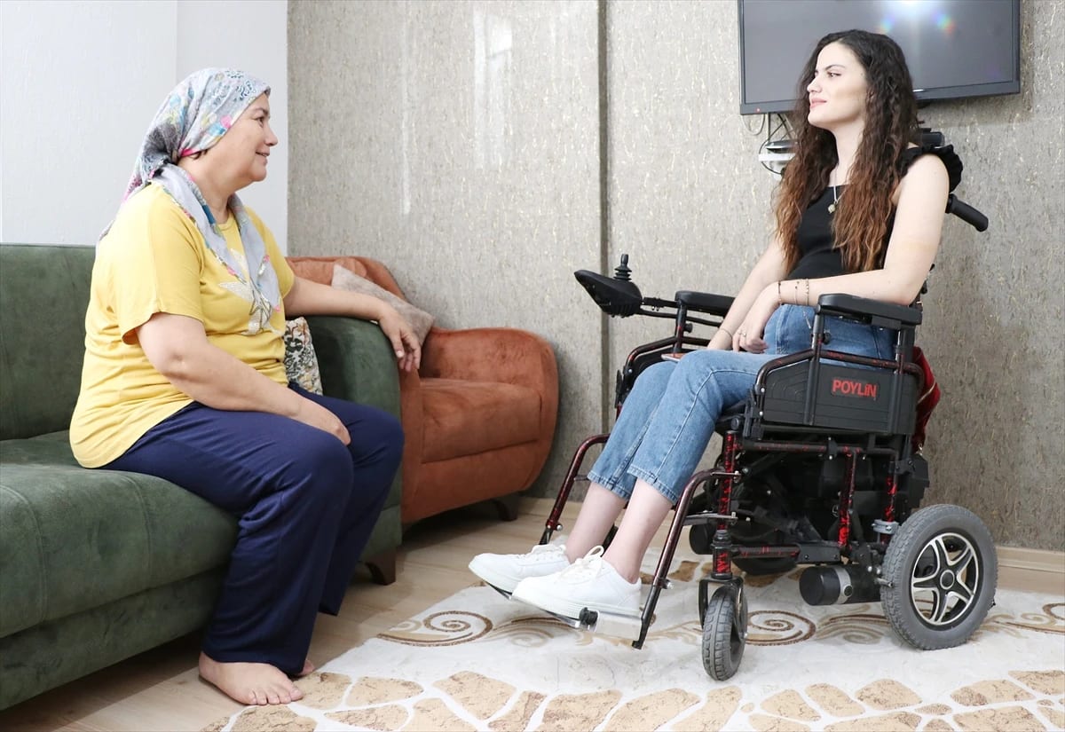 Felç geçiren Manisalı milli judocu Cansu, destek bekliyor