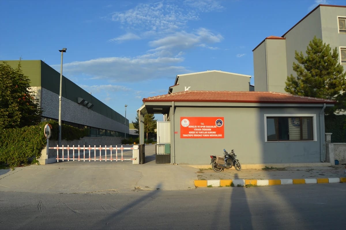 Afyonkarahisar’da karantina kurallarına uymayıp öğrenci yurduna yerleştirilenler 4’e çıktı