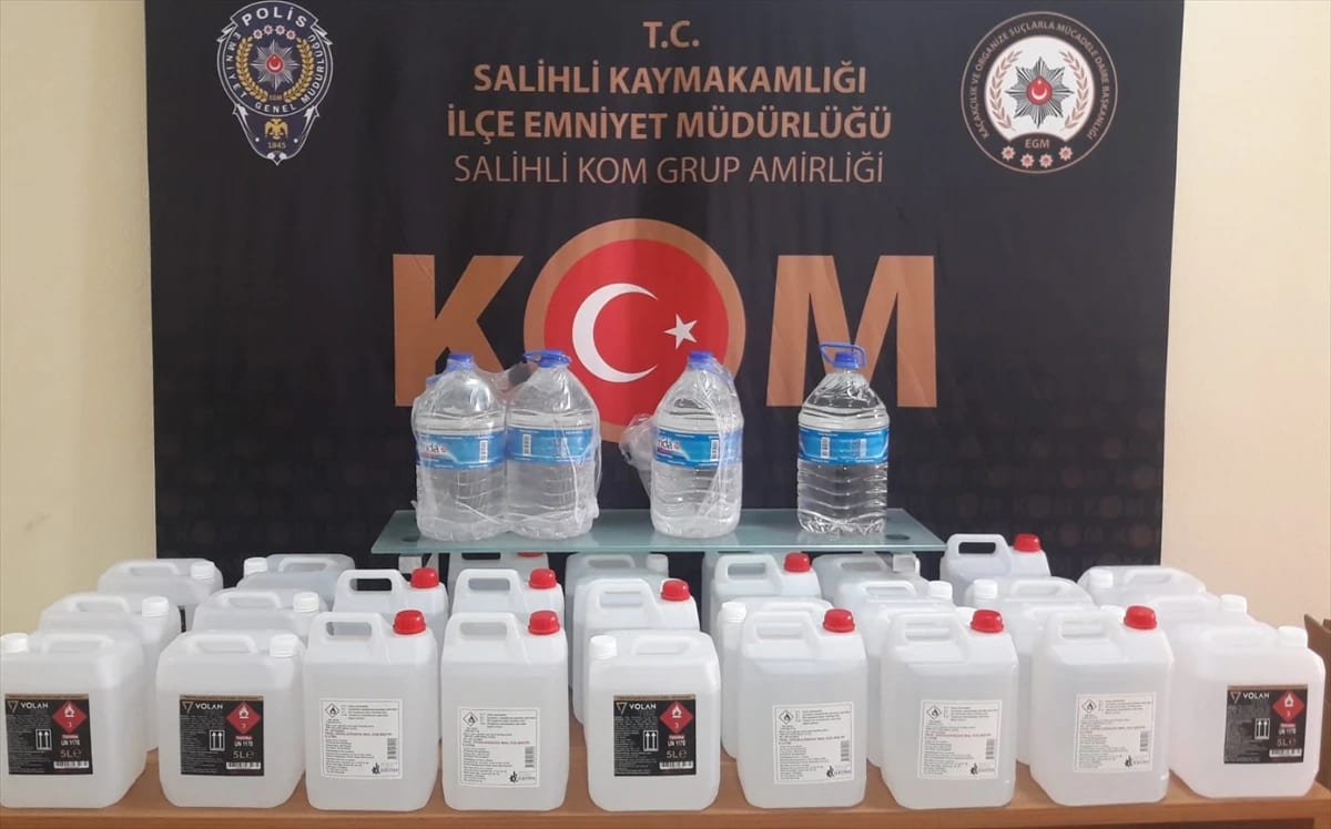 Salihli’de sahte içki ve uyuşturucu operasyonları