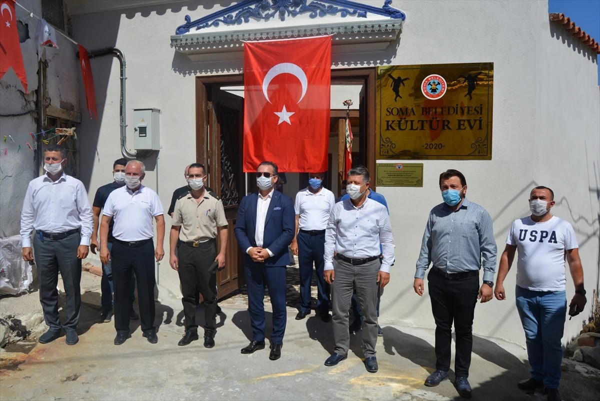 Soma’da kültür evi açıldı