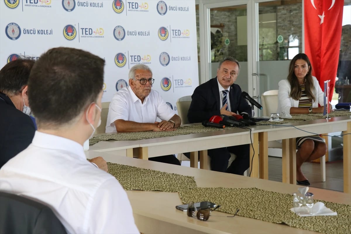 TED Genel Başkanı Pehlivanoğlu: “Bizim birinci hedefimiz, insan yetiştirmektir”