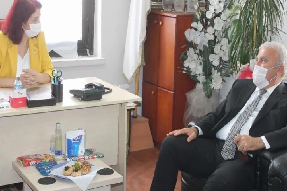 Başkan Atay, gazetecileri unutmadı