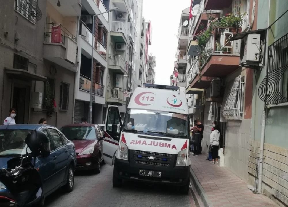 Yaşlı adam evde ölü bulundu