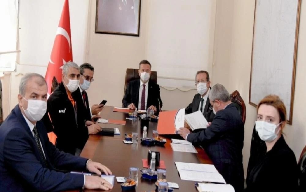 Aydın Valisi Hüseyin Aksoy Kuşadası’nda