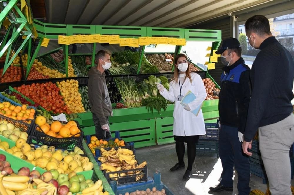 Kuşadası’nda gıda işletmelerine hijyen denetimi