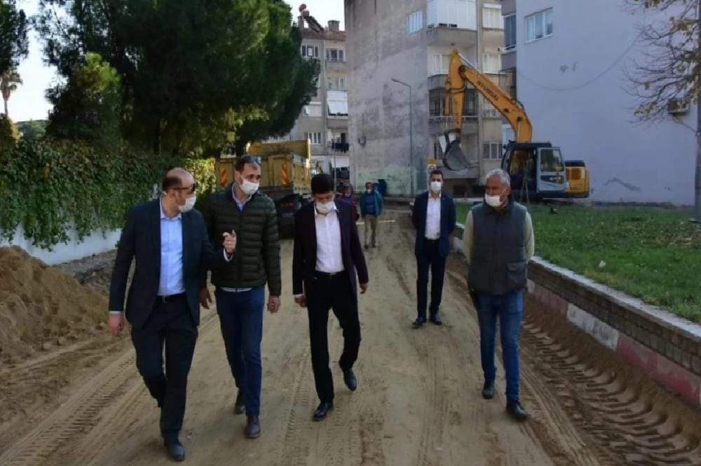 Nazilli Cumhuriyet Mahallesi’nde yollar yenileniyor