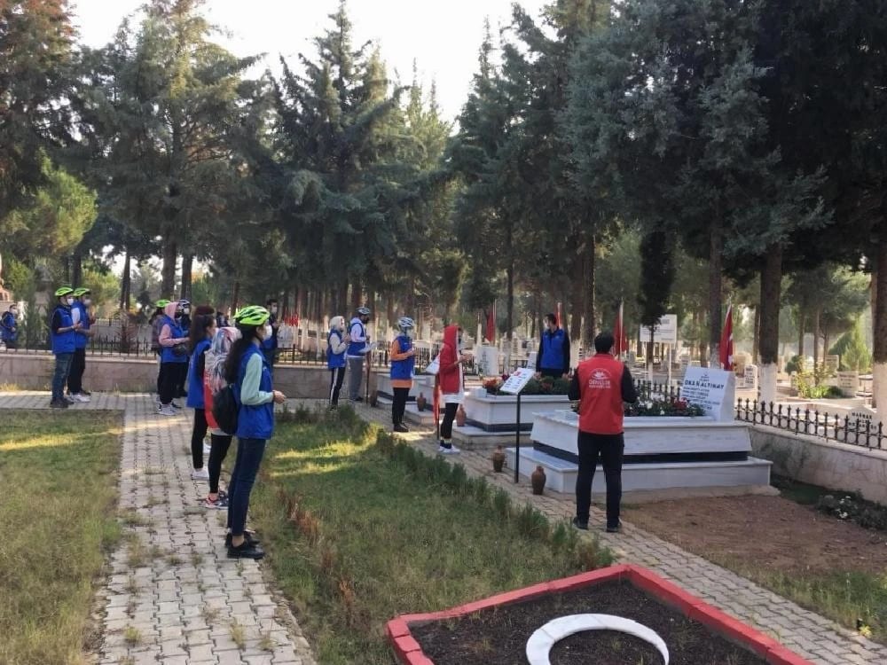 Aydınlı gençlerden vefa örneği