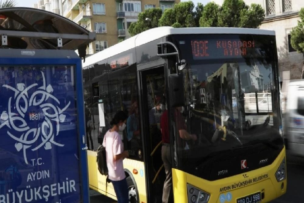 Büyükşehir’den sağlık çalışanlarına ücretsiz ulaşım