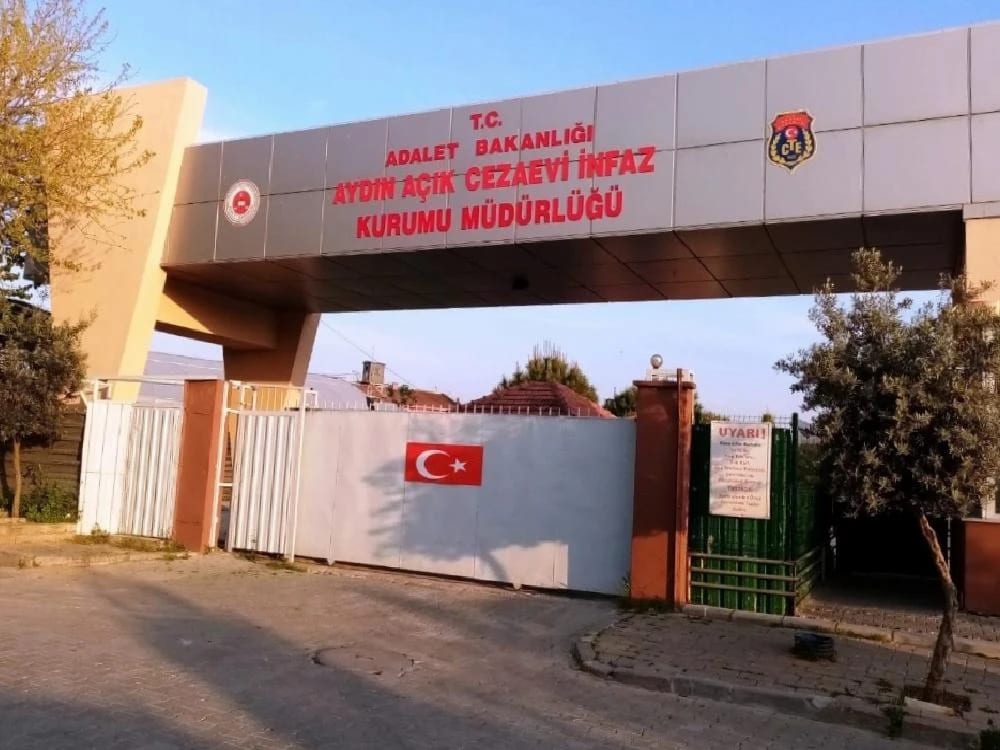 Cezaevine drone düştü, polis harekete geçti
