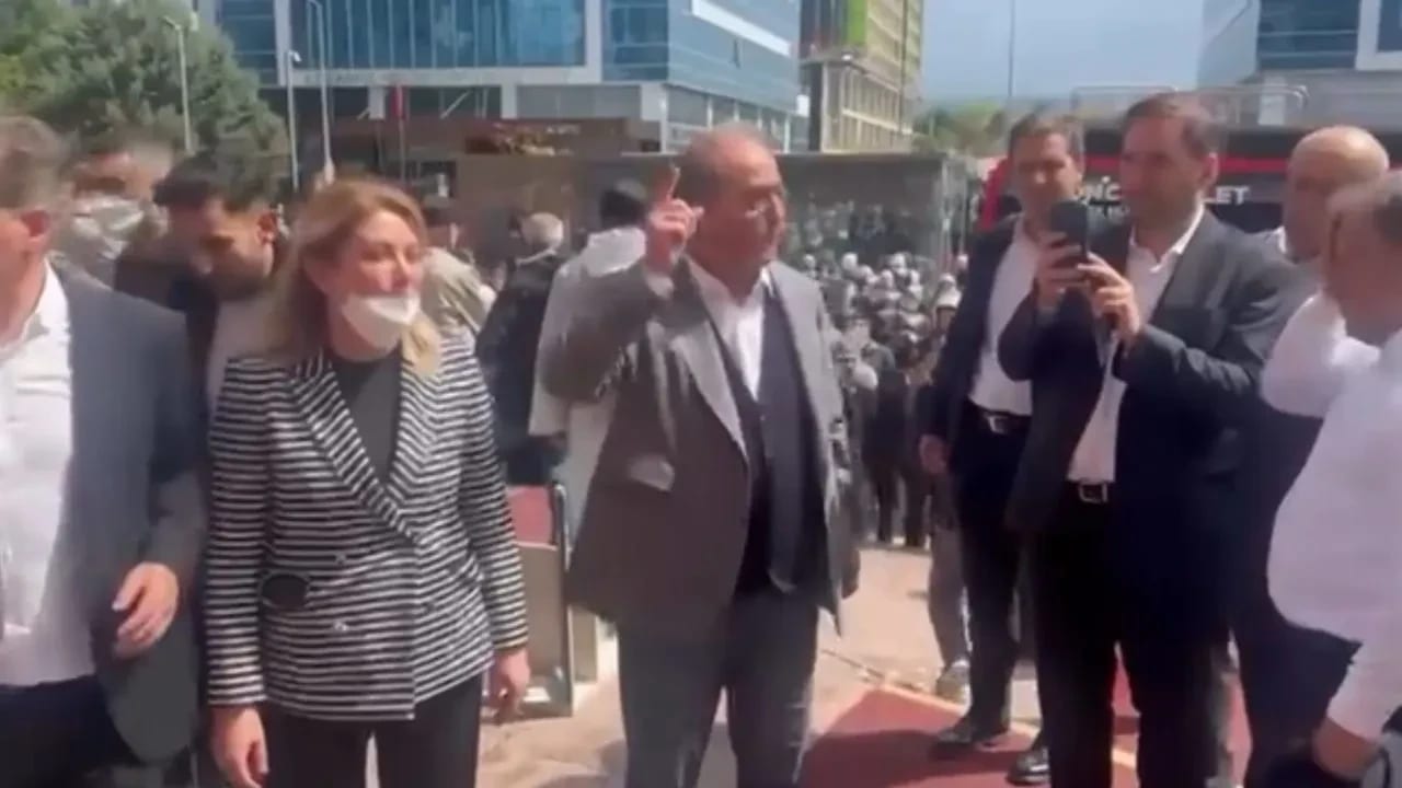 Tezcan’dan Genel Merkezdeki Müdahaleye Sert Tepki