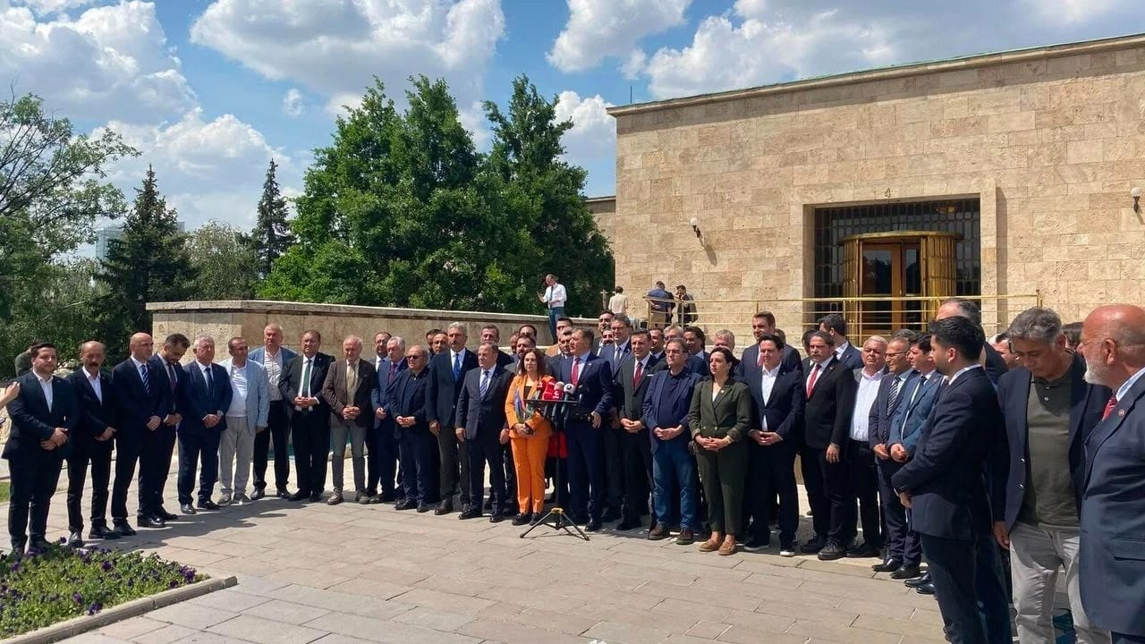 CHP’li 72 İl Başkanından Kurultay Çağrısı
