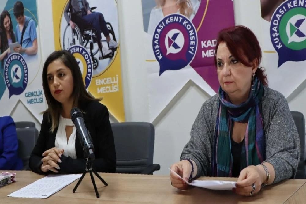 Kuşadası Kent Konseyi’nde Kadına Şiddetle Mücadele toplantısı yapıldı