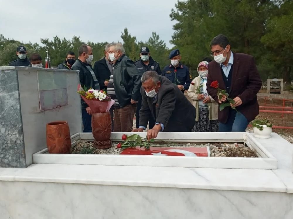 Karabacaklı , şehadetinin 5. yılında mezarı başında anıldı