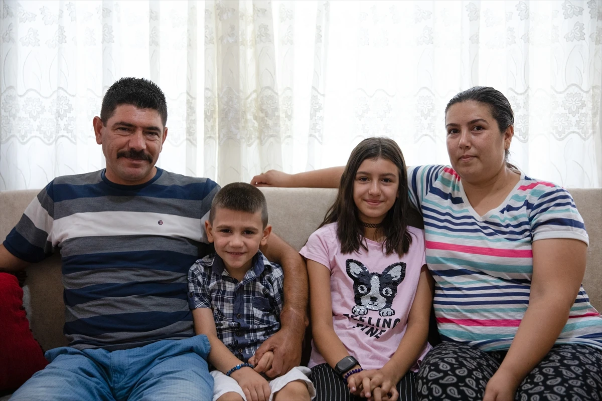 Türkiye’nin ilk çift kol nakilli hastası Cihan Topal kollarına gözü gibi bakıyor