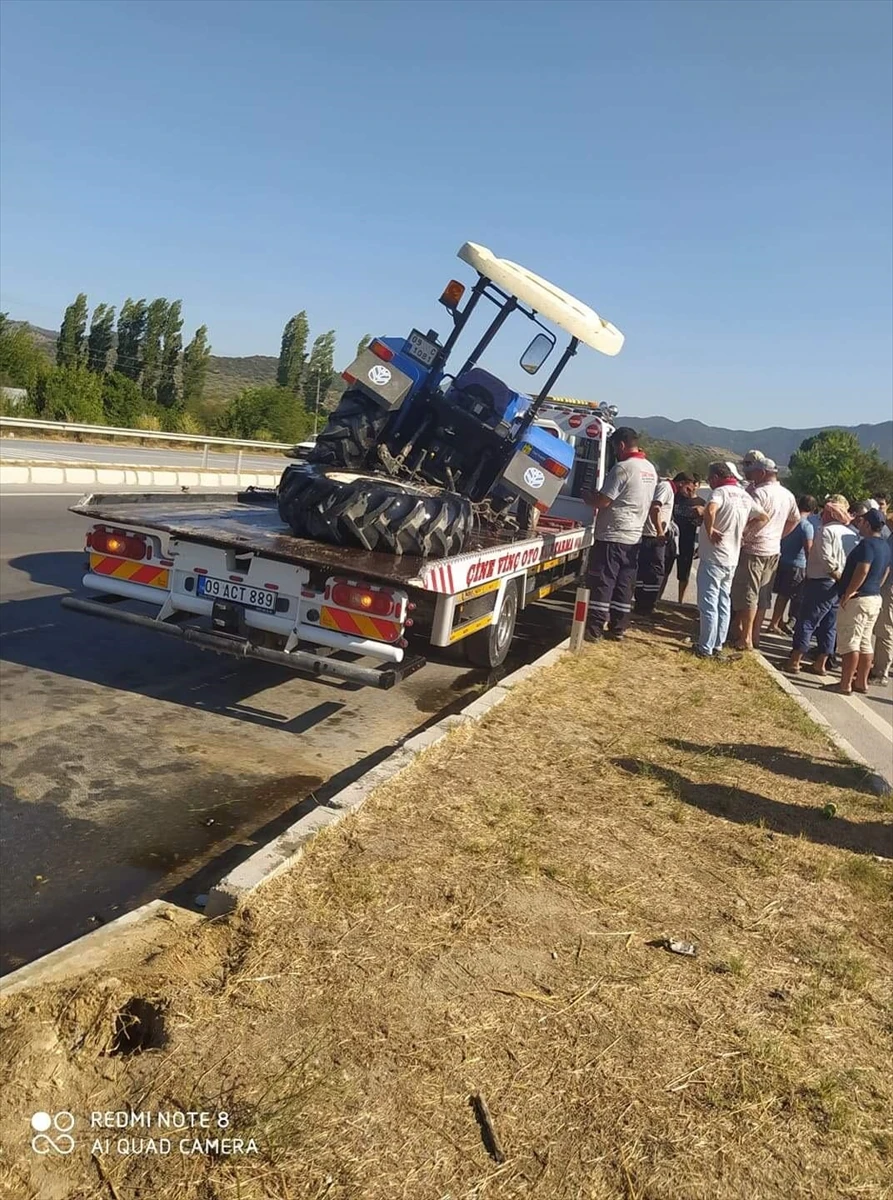 Aydın’da traktör ile otomobil çarpıştı