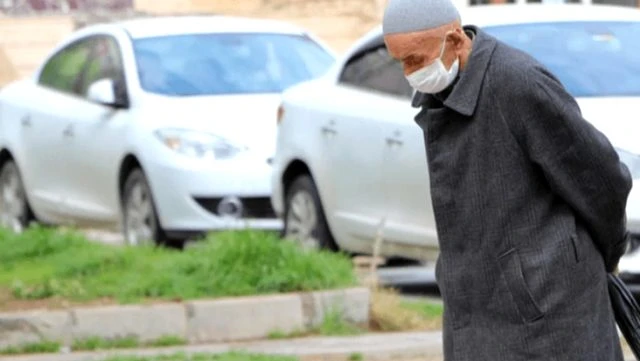 Marmaris’te 65 yaş ve üstü vatandaşlara Kovid-19 kısıtlaması getirildi