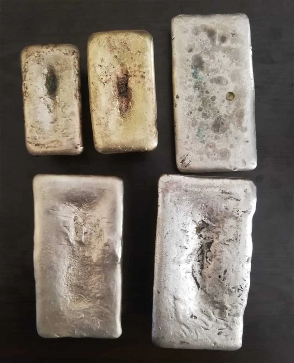 Denizli’de sahte külçe altınla yakalanan kişi hakkında adli işlem yapıldı