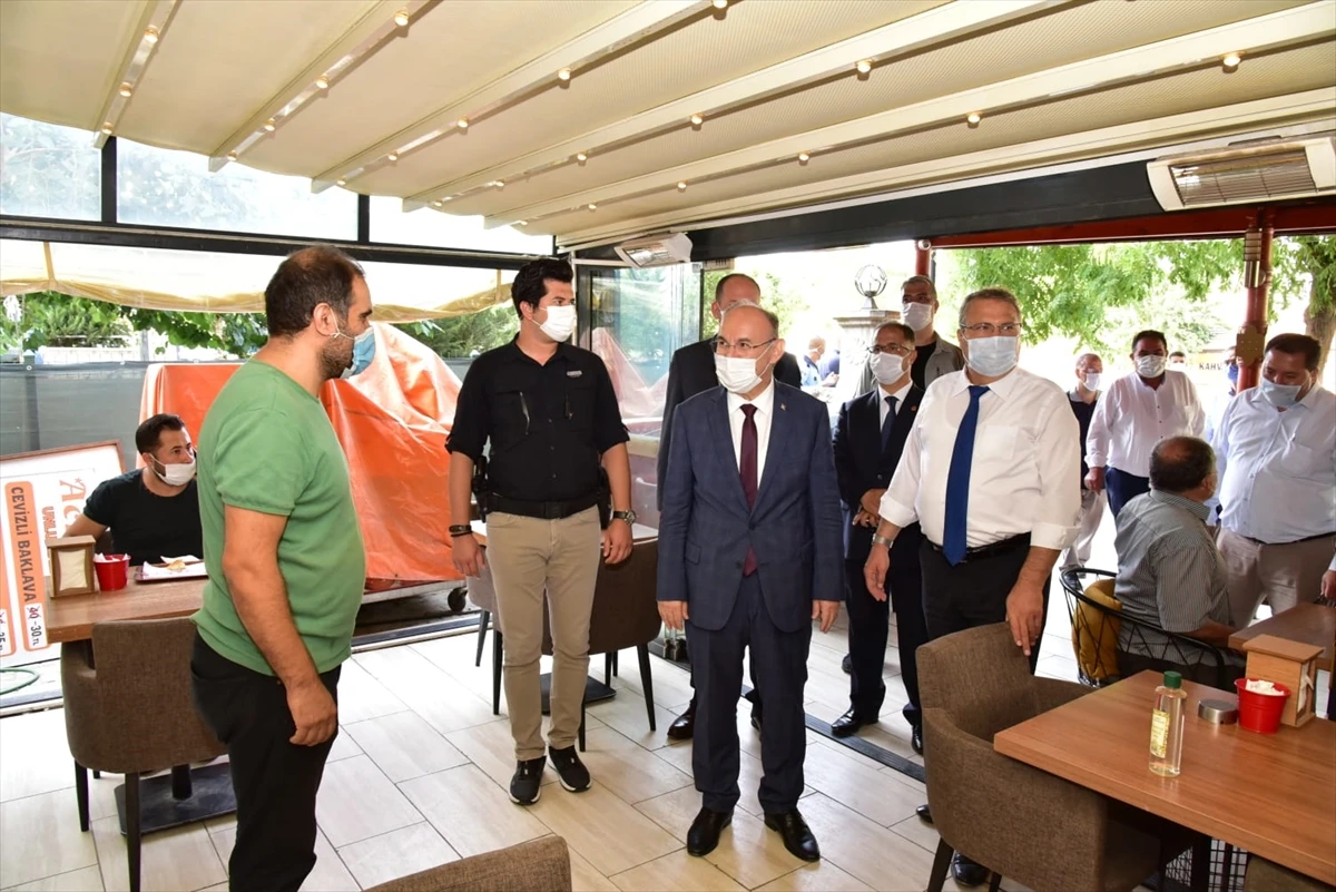 Manisa’da Kovid-19 tedbirlerine uymayanlara 148 bin lira ceza