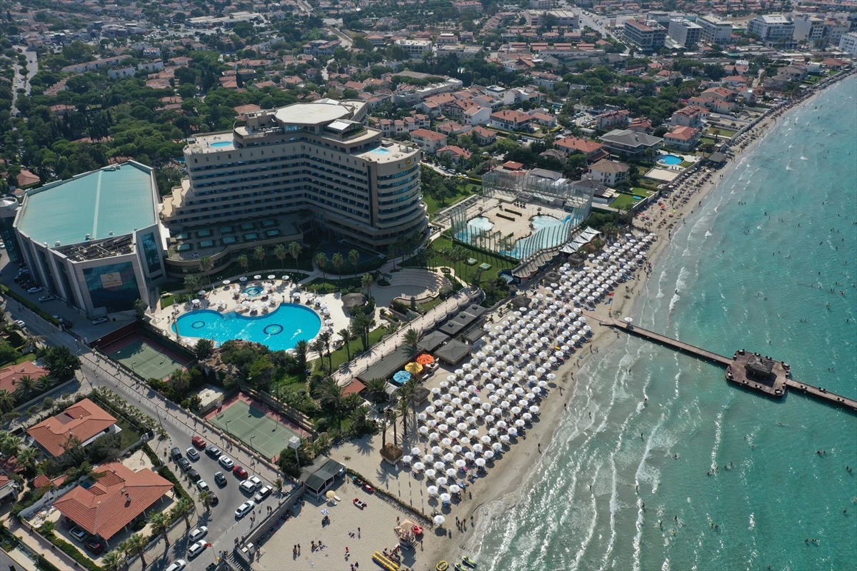 Ege’de turizm hareketliliği eylülde de sürüyor