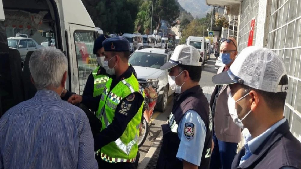 14 okul servis aracına 3 bin 552 TL cezai işlem uygulandı
