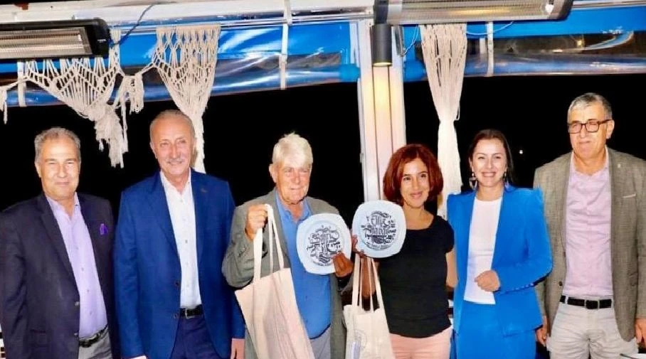 Başkan Atabay muhtarlarla yemekte bir araya geldi