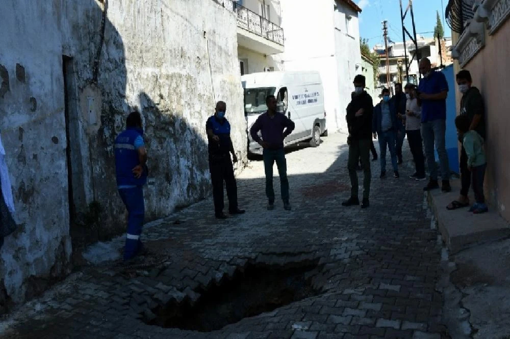Deprem Söke’de küçük çapta hasarlar oluşturdu