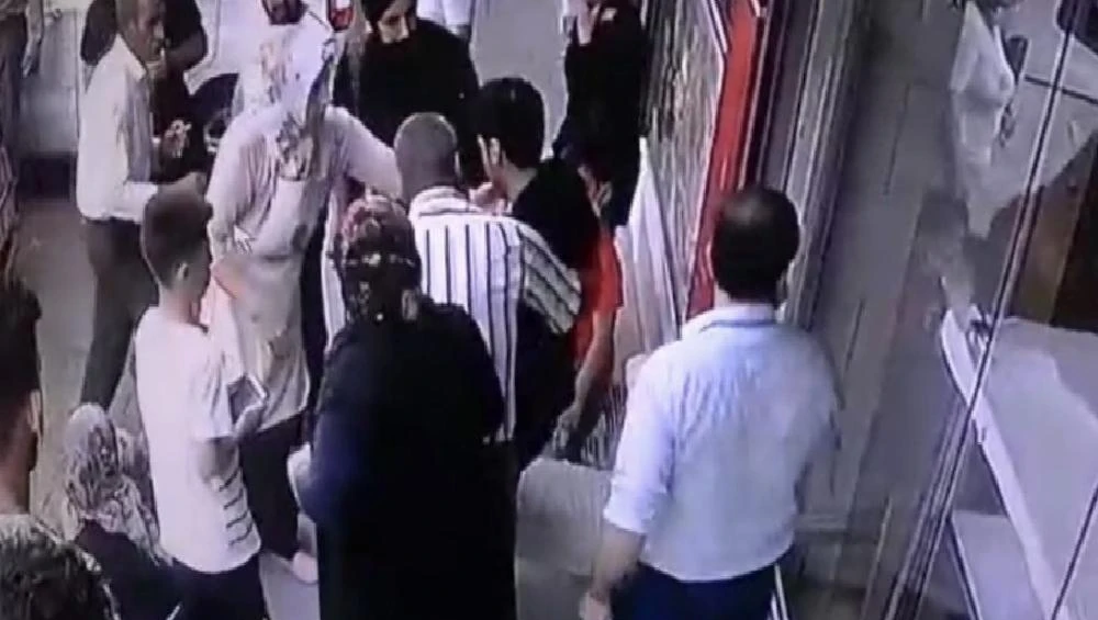 Esenyurt’ta  pompalı dehşeti: 2 yaralı