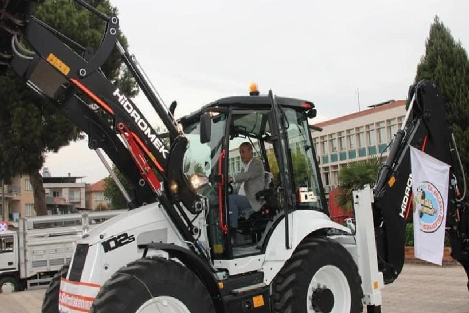 Koçarlı Belediyesi araç filosuna güç katıyor