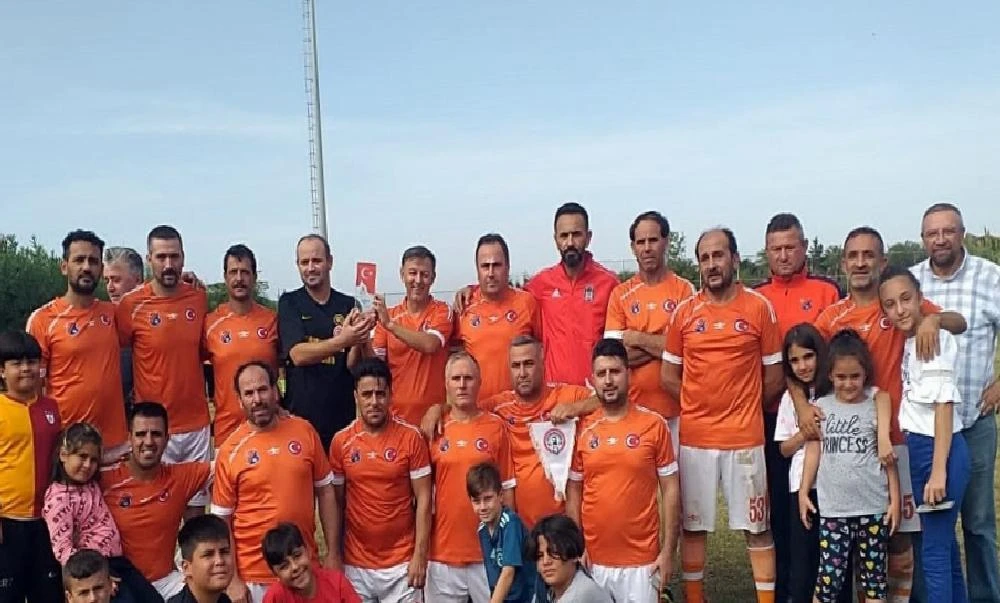 Köşk Masterlar takımı Antalya’dan ikincilikle döndü