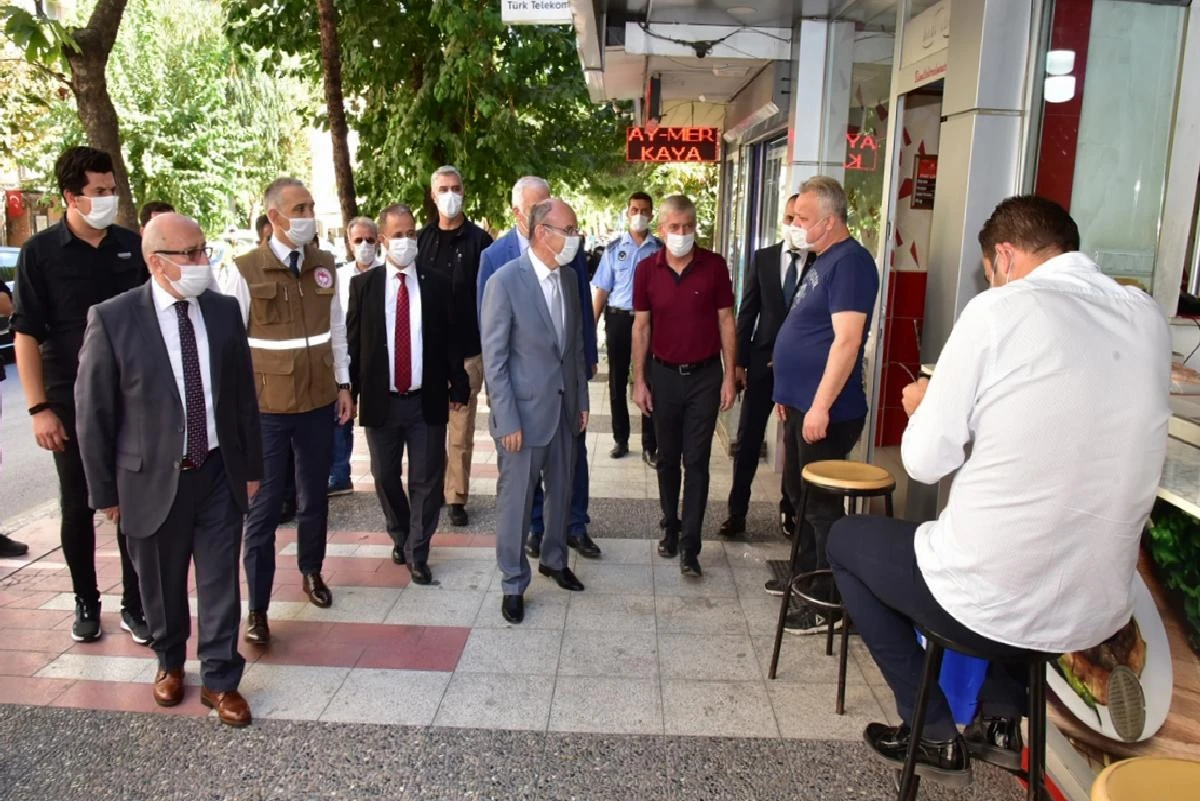 Manisa’da Kovid-19 tedbirlerine uymayanlara 138 bin lira ceza
