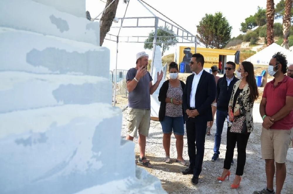 Mermer bloklar antik kentte yeniden hayat buluyor
