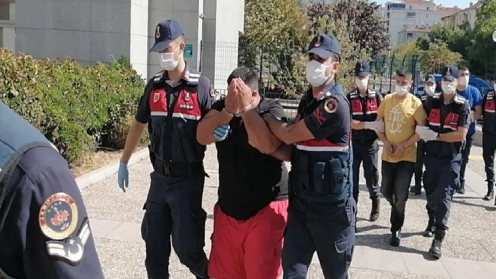 Milyonluk dolandırıcılık çetesi jandarmanın operasyonuyla çökertildi