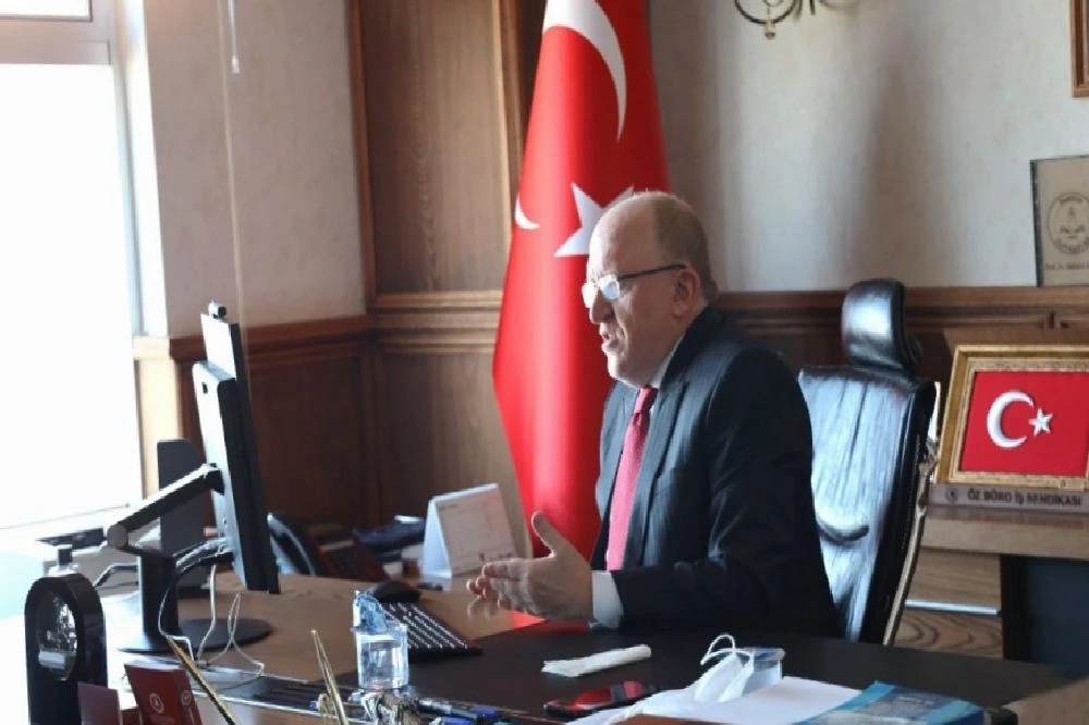 Rektör Aydın: “2021 yılında öğrencilerimizle yüz yüze buluşmayı arzu ediyoruz”