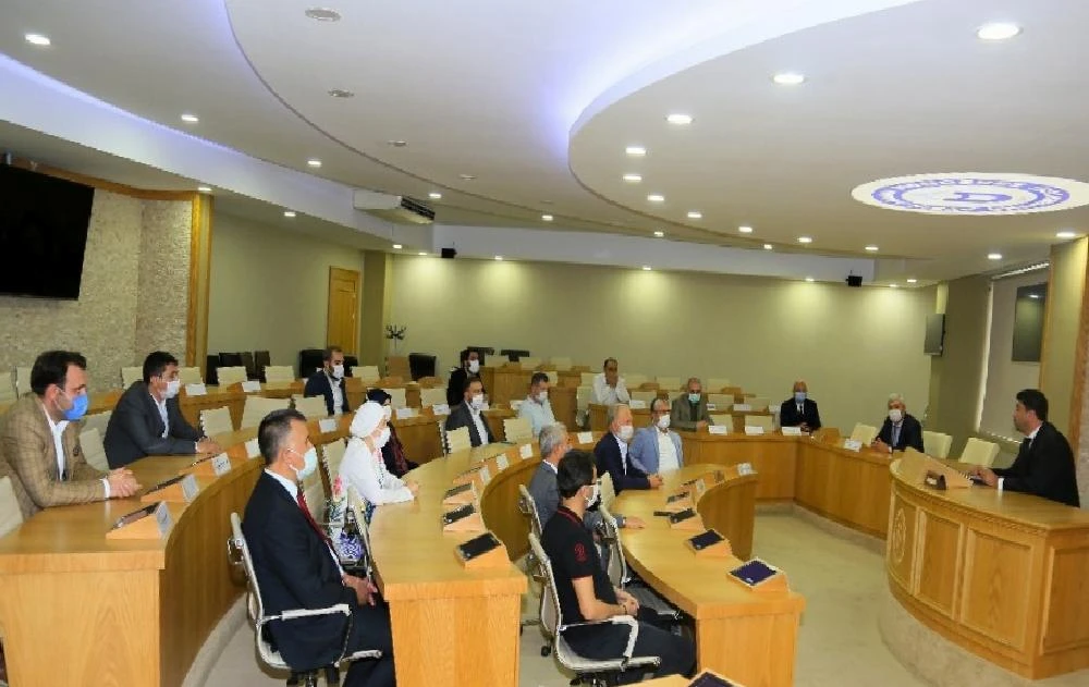 Sivil toplum kuruluşlarından Rektör Aldemir’e tam destek