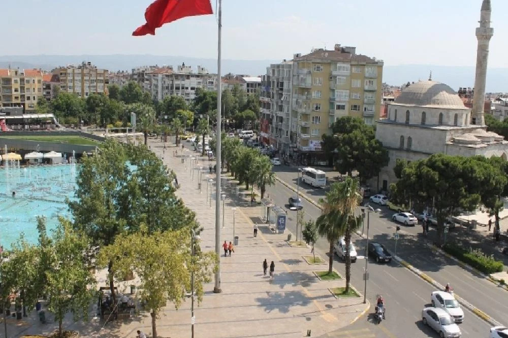 Antik kent ve mezarlıklar hariç Aydın kırmızıya büründü