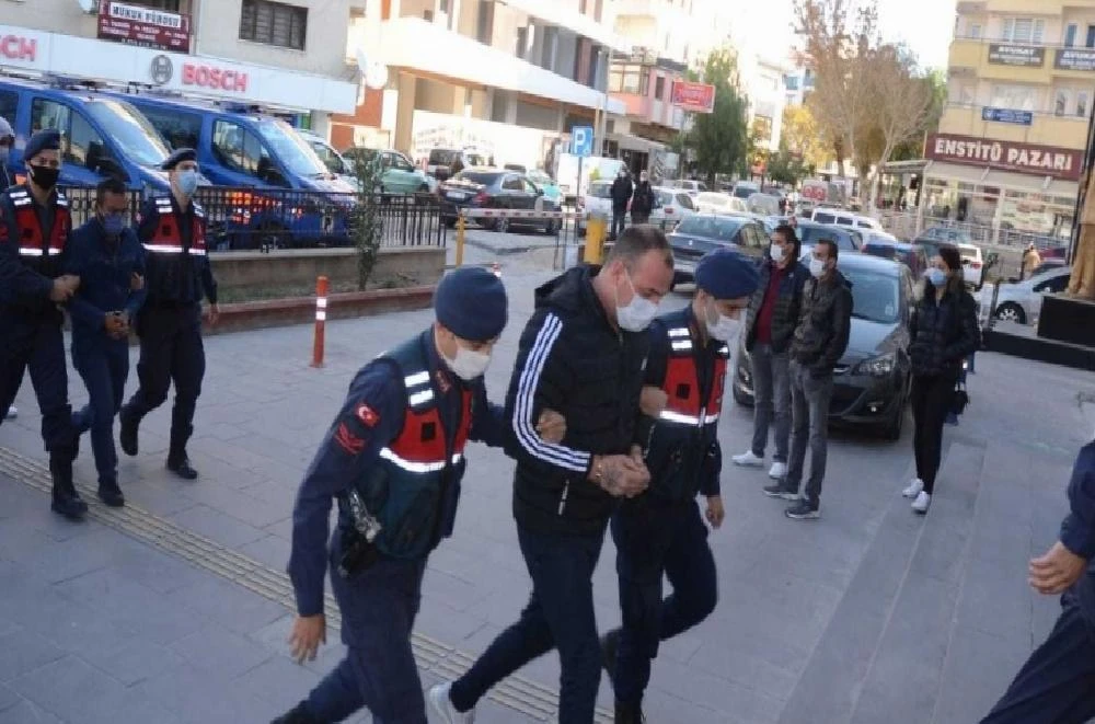 Aydın merkezli 3 ilde göçmen kaçakçılığı operasyonu