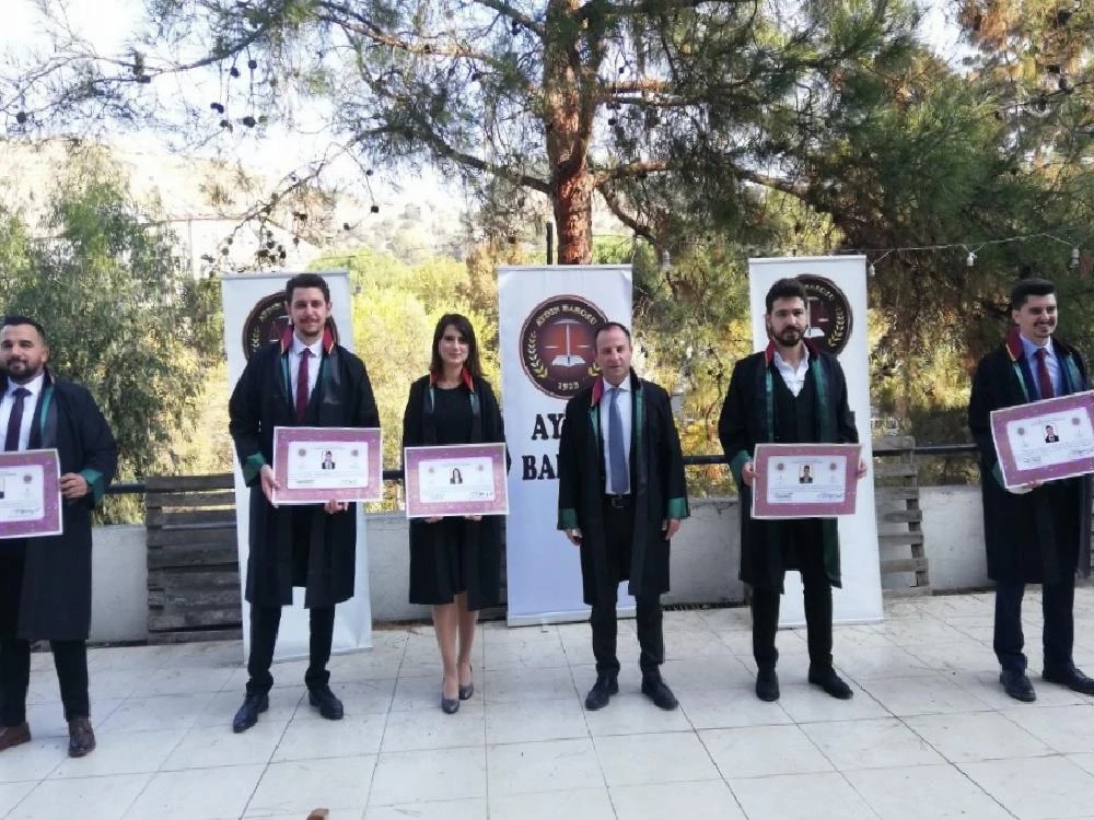 Aydın’da 5 yeni avukat mesleğe ilk adımını attı
