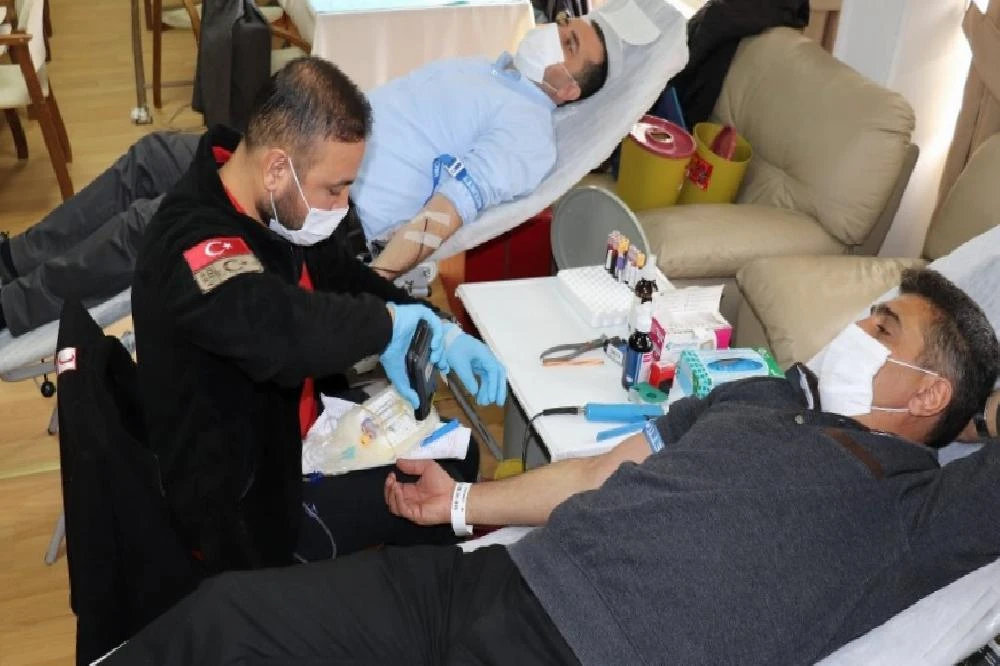 Aydın’da orman çalışanları kan bağışında bulundu