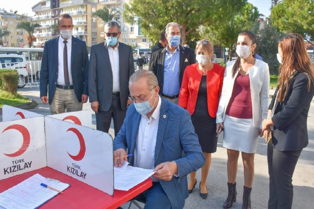 Başkan Atabay’dan kan bağışına büyük destek
