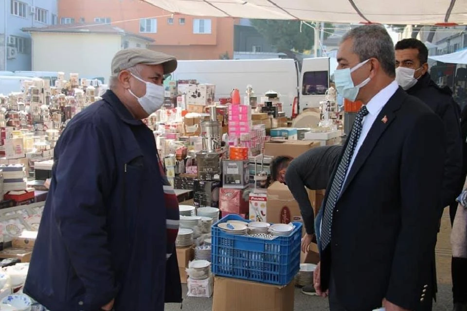 Başkan Kaplan haftaya pazar ziyareti ile başladı