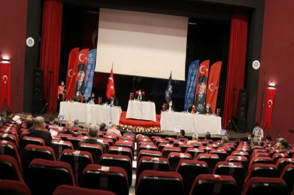 Büyükşehir Belediyesi yapı güvenliği için adımlar atmaya devam ediyor
