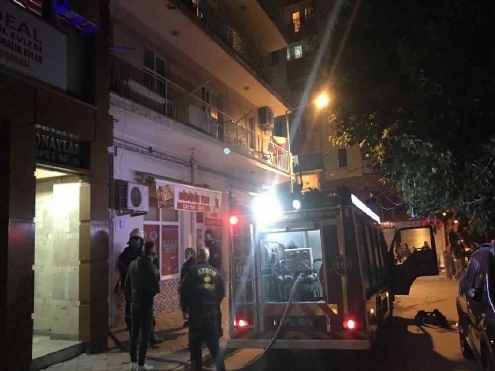 Çamaşır makinesi evi yakıyordu