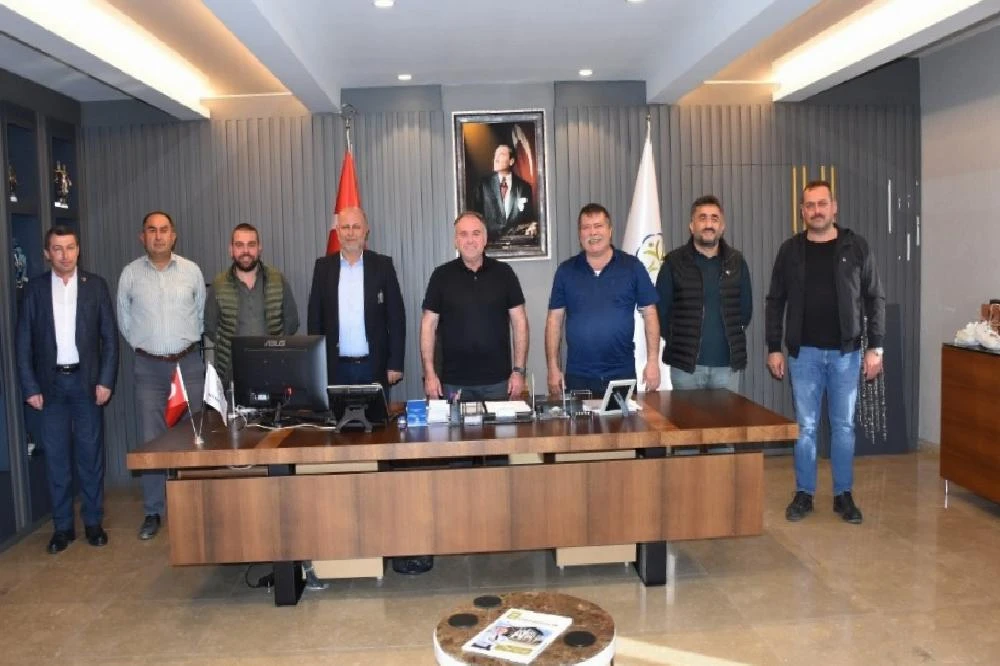Meclis üyeleri Başkan Öndeş’e destek için bir araya geldi