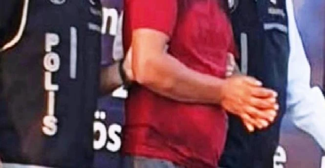 Tost makinesi hırsızı yakayı ele verdi