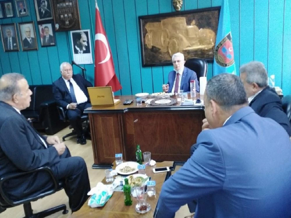 TŞOF Başkanı Apaydın, Aydın’da ayın şoförünü ödüllendirdi