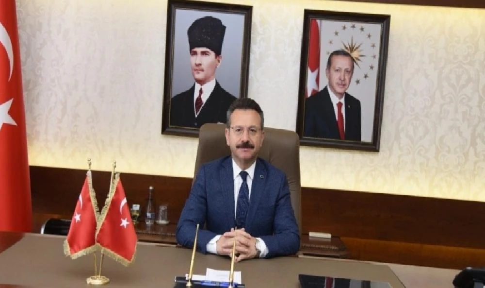 Vali Aksoy’un Kadına Yönelik Şiddetle Mücadele Günü mesajı
