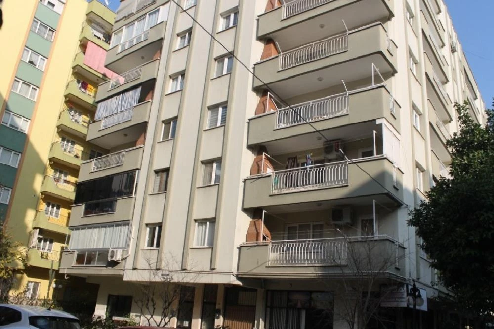 Bu apartmandaki evlere misafir kabul edilmiyor